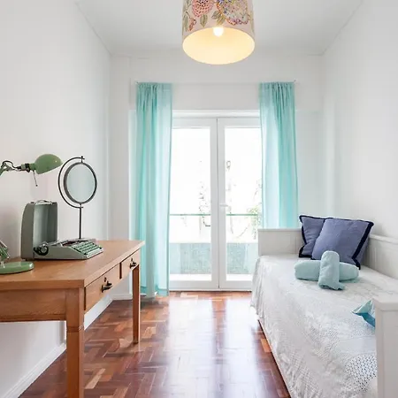 The Riverview Apartment